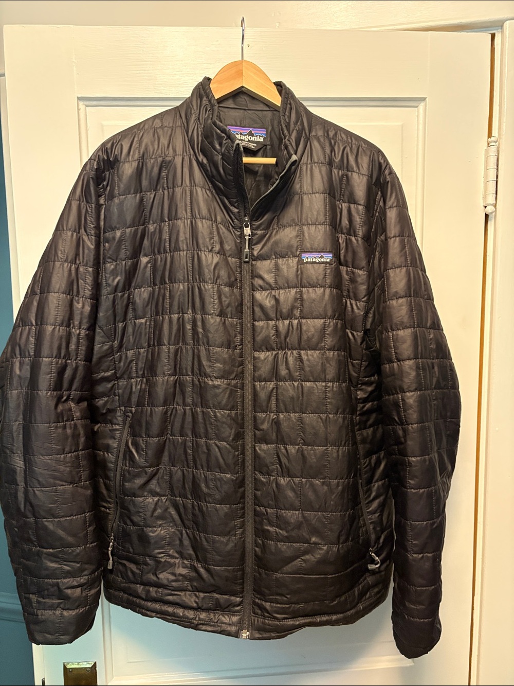 Men’s Patagonia Black Nano Puff Jacket XL